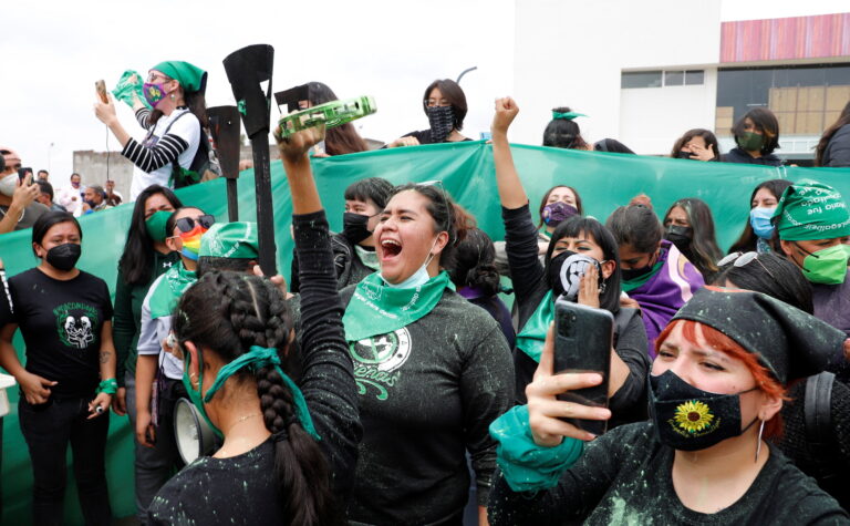 MEXICO: Supreme Court rules against criminalisation of abortion; imprisoned women likely to be freed