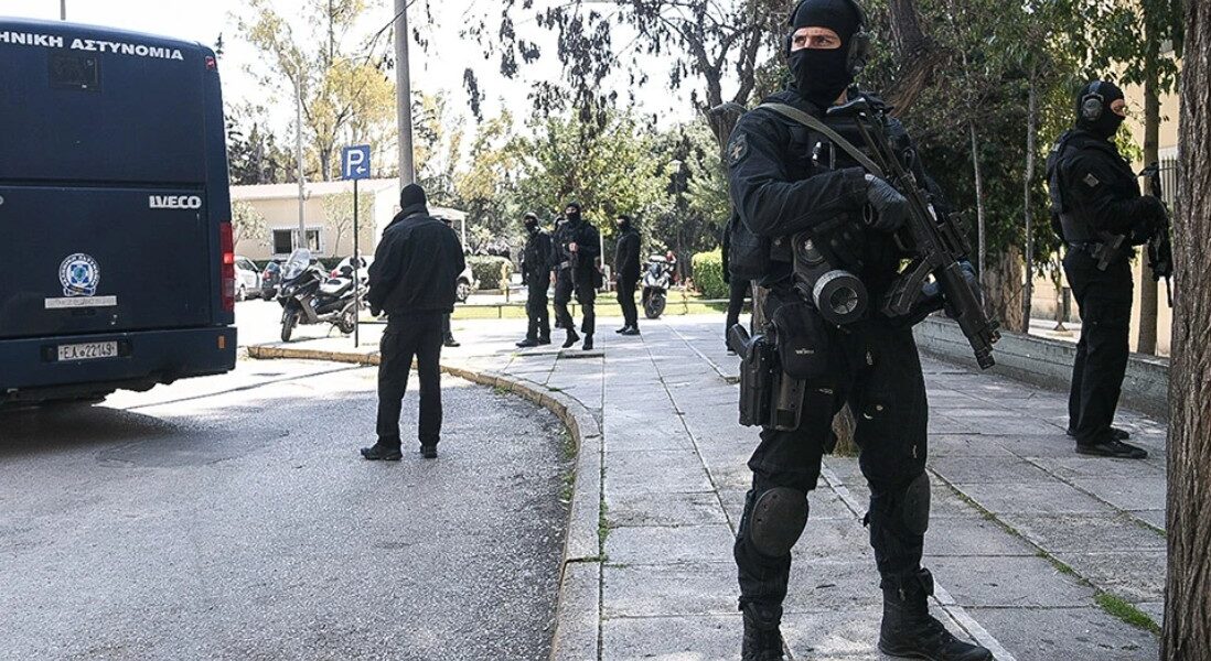 Greek police ISIS