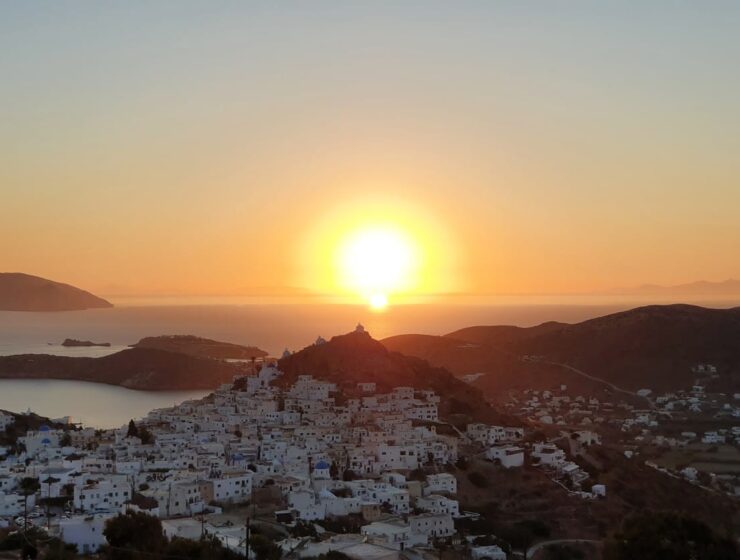 awesome sunset spot in ios greece