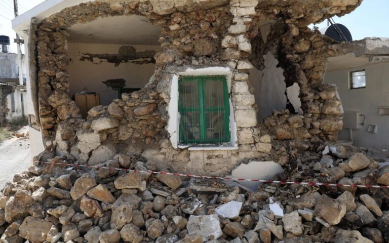 More than 3000 homes in Crete condemned following earthquake