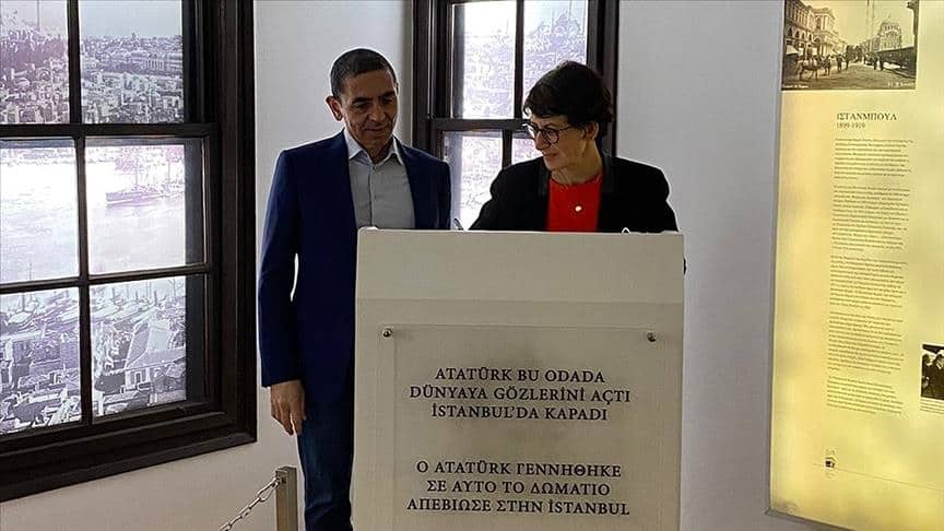 Turkish-German vaccine inventors visit Ataturk House in Greece