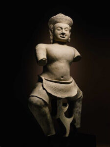 5 Statue looted from the Khmer temple of Prasat Chen in Koh Ker Cambodia withdrawn from sale by Sothebys