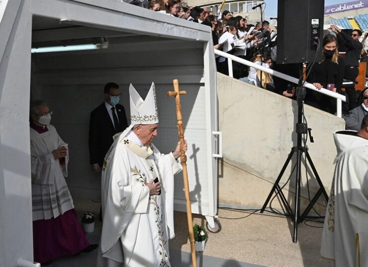 Pope Francis Nisocia Cyprus