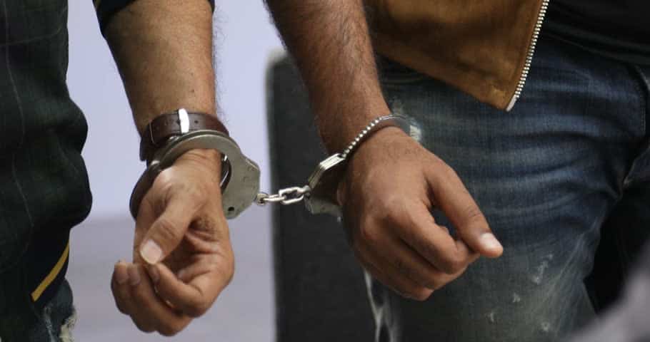 handcuffs arrested Pakistanis athens georgian