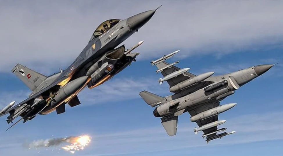 Turkish fighter jets