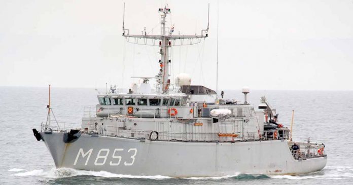 dutch navy tripartite class minehunters Pakistani