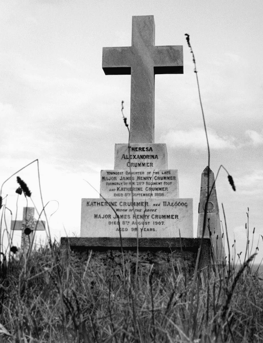 2 grave of Katherine Crummer