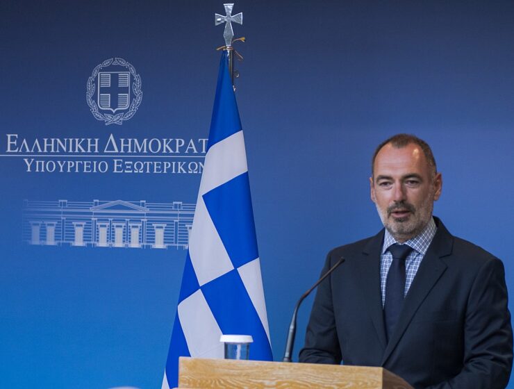 Greece to strengthen global Hellenism and ties to diaspora Greeks 7