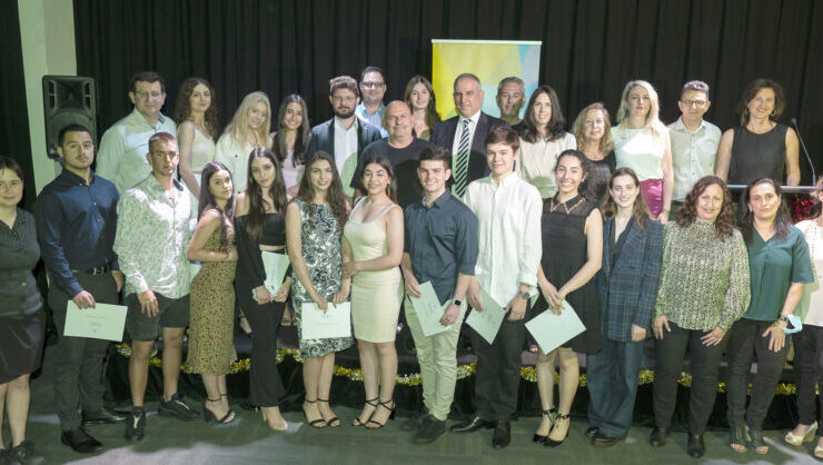 The highest achievers VCE students awarded by the Greek Community of Melbourne