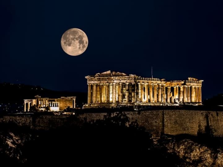 Athens Ranked Number 3 in top 20 Most beautiful night-time cities in the world by Instagram 4