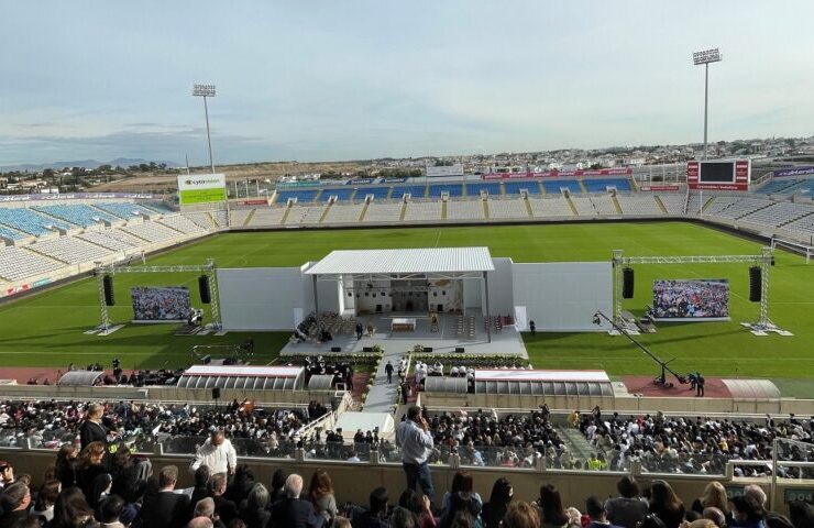 Pope Francis in Cyprus: Over 10,000 people attended the Divine Liturgy at GSP stadium 7