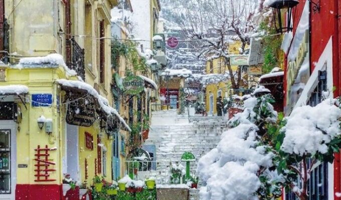 Plaka Athens snow January 24, 2022.