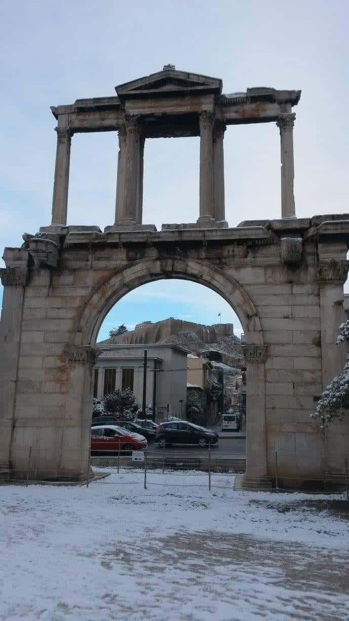 A few more WONDERFUL snaps of a wintery Athens 2