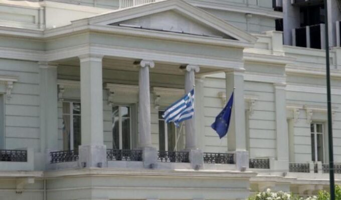 Greek Consulates cut through red-tape to offer faster registration of births, marriages and deaths 4