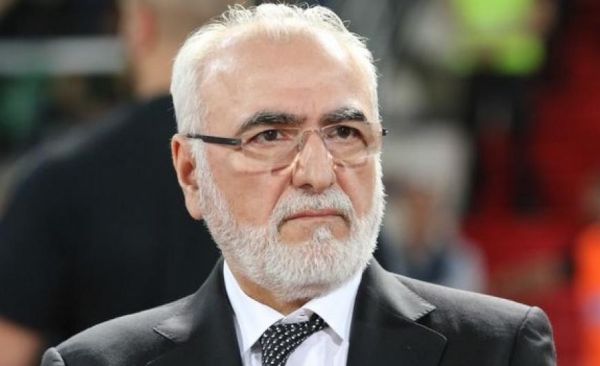 Suspended 25-month prison sentence imposed on PAOK FC owner Savvidis for illegally entering the playing field in 2018 1