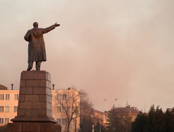 Statue of Lenin Greek