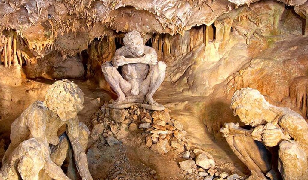 petralona cave 1024x768 1