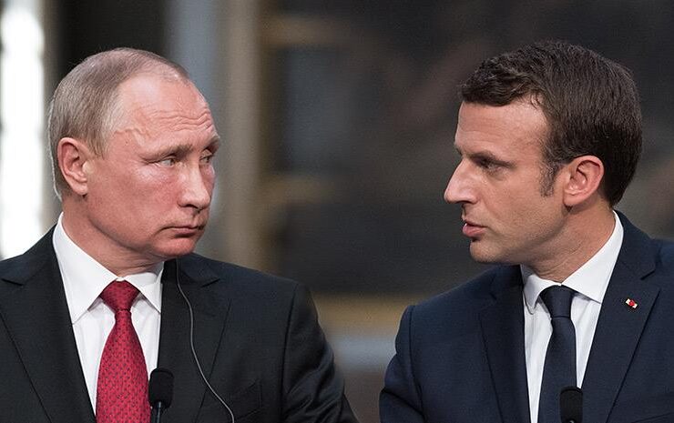 Putin and Macron hold urgent talks over Ukrainian crisis 2