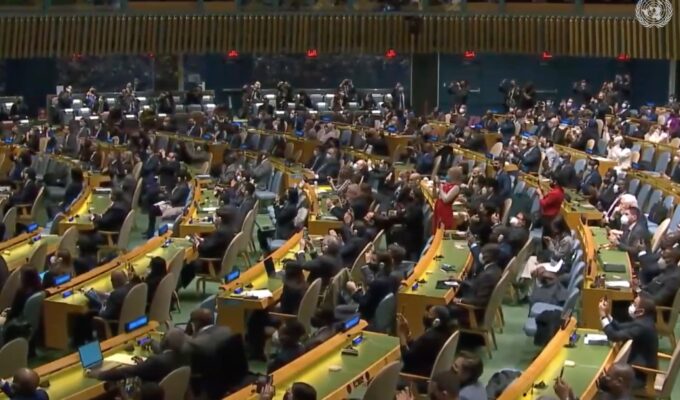 UN General Assembly demands Russia stop the war in Ukraine 3