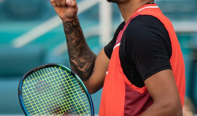 Nick Kyrgios takes out Fognini to move into the Miami Open 4th Round 5