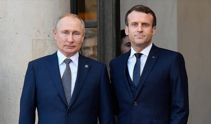 Russian President Vladimir Putin French President Emmanuel Macron France Mariupol