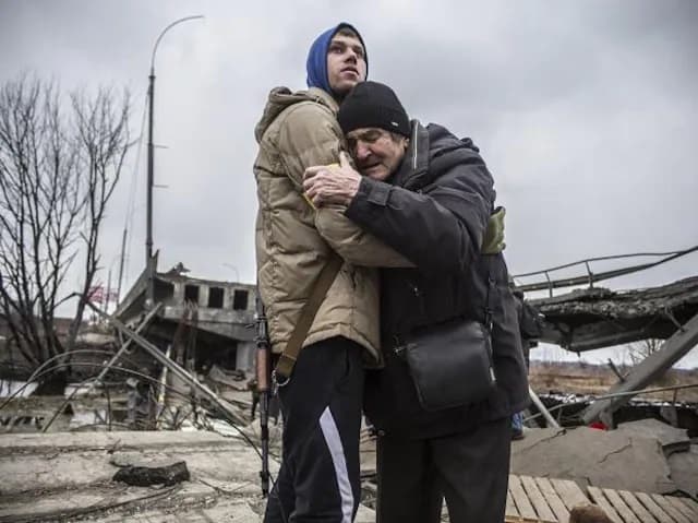 EU gives €300 million in emergency assistance to Ukraine 18