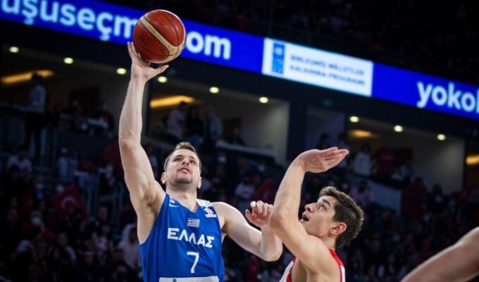 Greece beats Turkey 76 - 67 in a nail-biting match in Istanbul (VIDEO) 2
