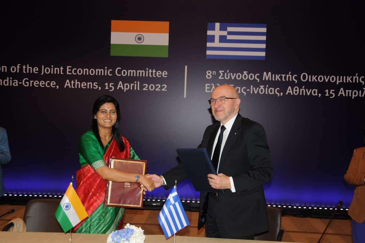 Greek Deputy Foreign Affairs Minister for Economic Diplomacy & Openness Kostas Fragogiannis and India's visiting Minister of State for Commerce & Industry Shrimati Anupriya Patel signed a protocol in Athens on April 15.