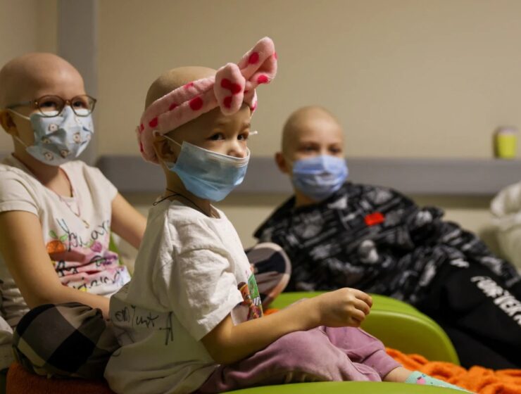 Greece offers to fly in Ukrainian children in need of cancer treatment 8