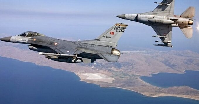 Turkish fighter jets violate Greek airspace and interrupt NATO exercise 9
