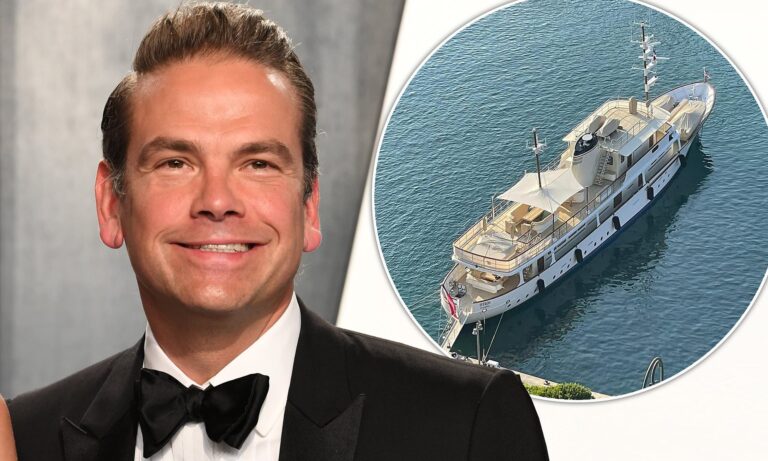 Billionaire Lachlan Murdoch buys Greek shipping tycoon's yacht for $30 million