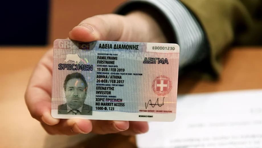 Over 18,000 Ukrainians held valid Greek residence permit in 2020