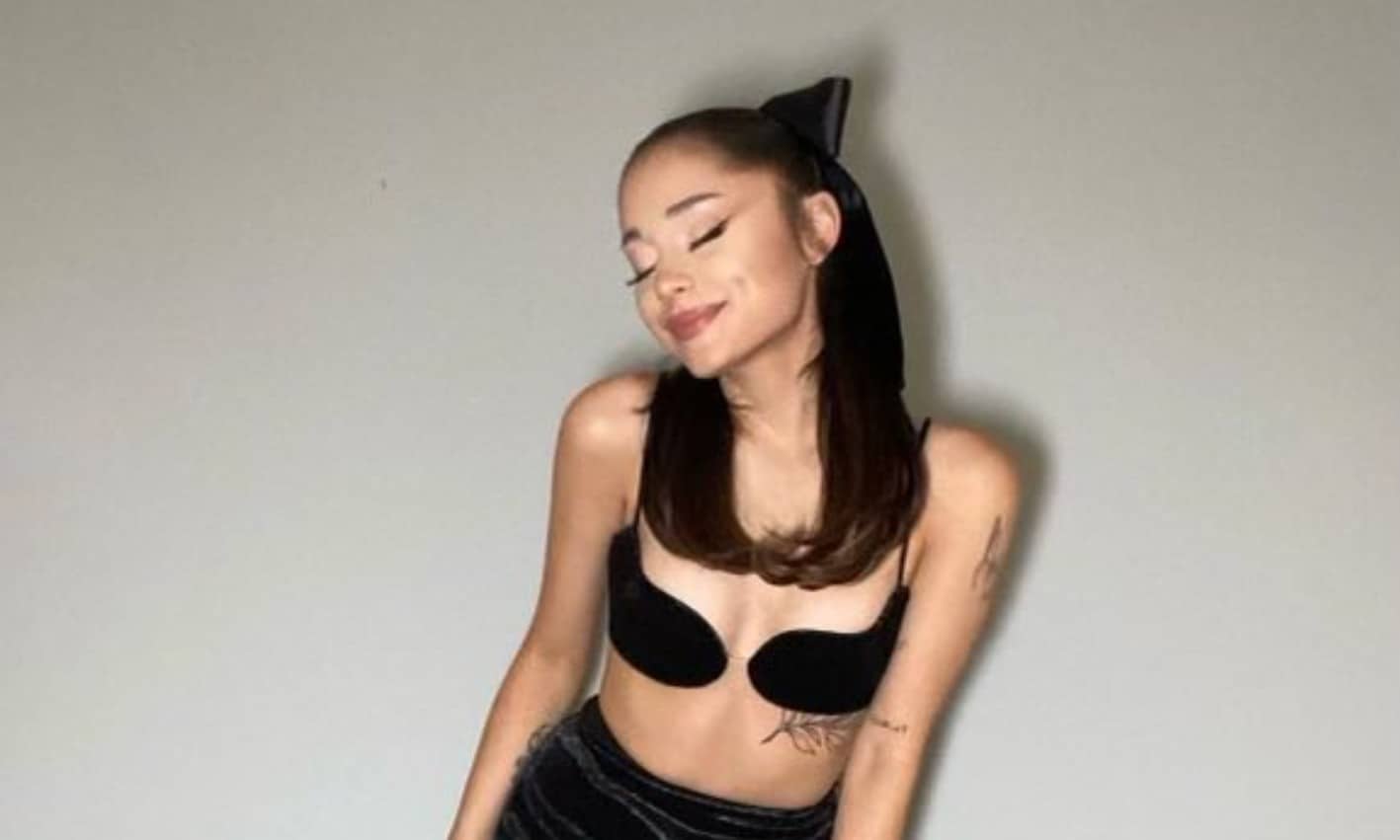 Ariana Grande Bra Top Her Wedding Triggers Angry Online "inappropriate And Disrespectful"
