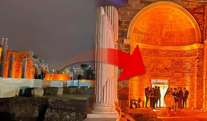 Turks used the temple of Athena as a gateway for a night bar