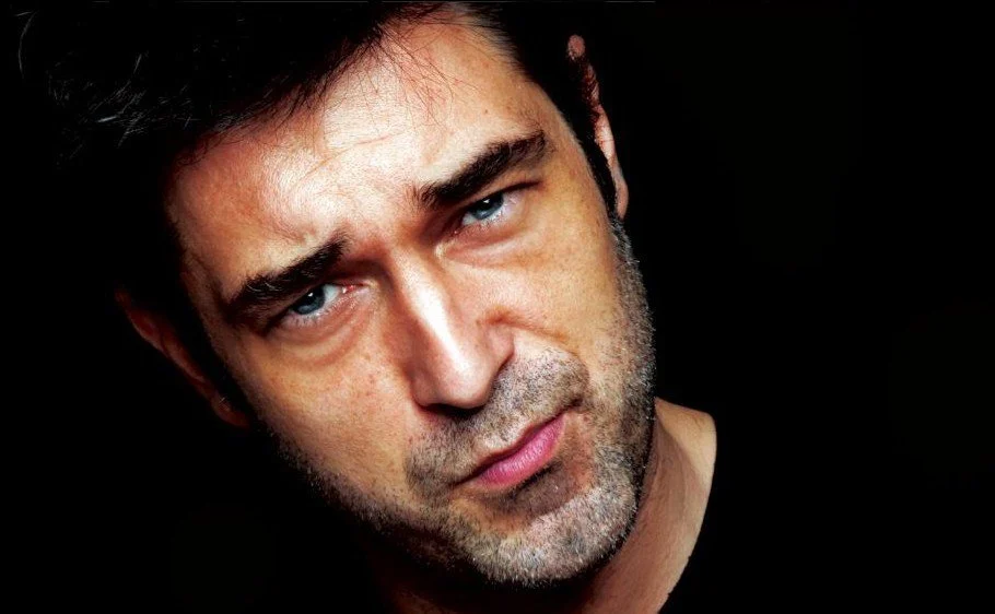 BURAK HAKKI: The Turkish actor loved by both sides of the Aegean 1