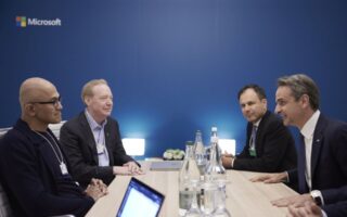 Greek PM Mitsotakis meets with Microsoft, Google and Meta executives at Davos