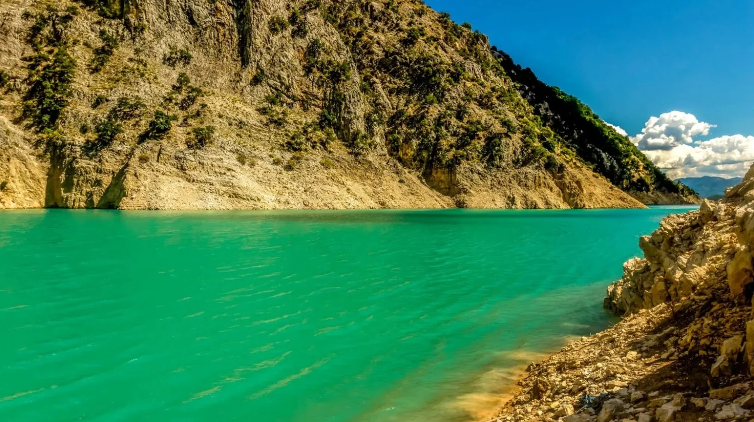 Ο ποταμός Αχελός ξεκινά σε ένα μαγικό σημείο στην κορυφή του όρους Λάκμος και καλύπτει τις περιοχές Τρικάλων, Καρδίτσας, Άρτας, Ευρυτανίας και Ατολοκαρνανίας / Φωτογραφία: Shutterstock.