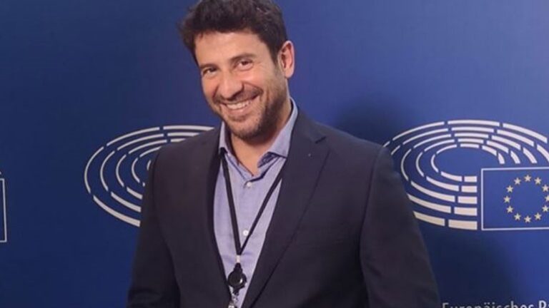 ALEXIS GEORGOULIS: From the film set to the political arena
