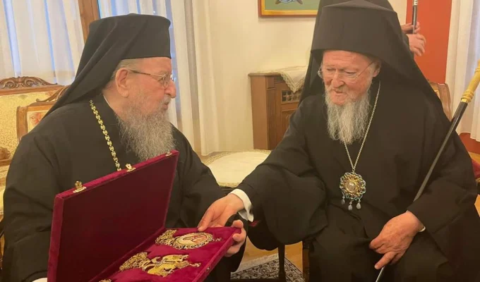 Ecumenical Patriarch Vartholomaios says the Russian church has “disappointed us” over Ukraine 8