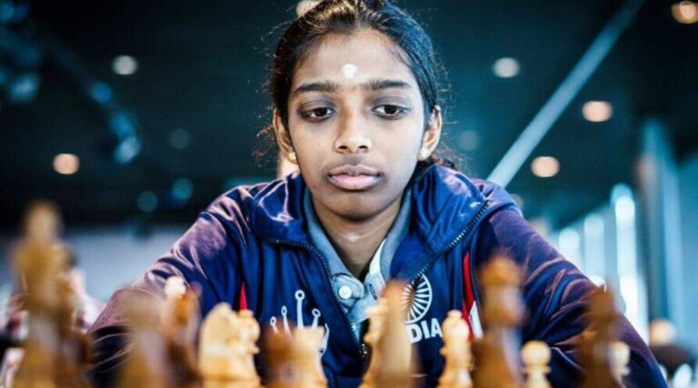 Indian girl chessmaster Vaishali wins Chess competition in Greece