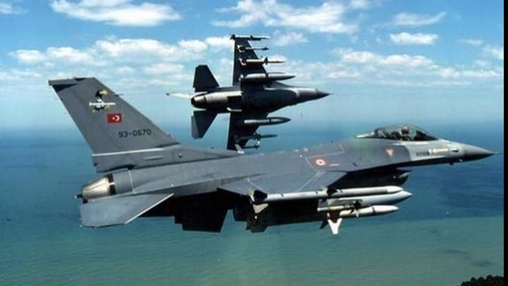 Turkish jets commit 44 violations over Greek airspace 1