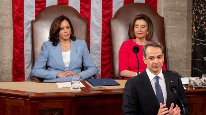 PM Mitsotakis delivers historic address at joint session of US Congress (video) 2