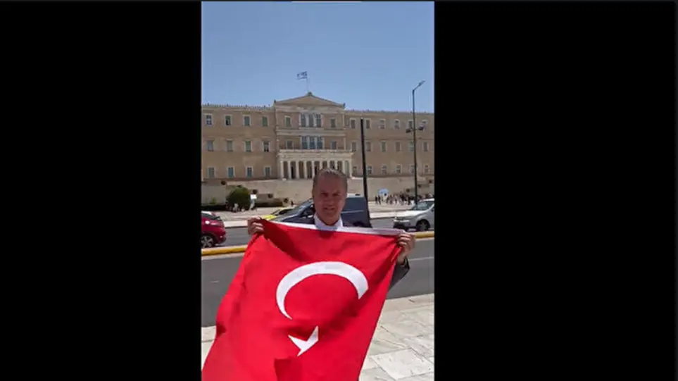 Turkish flag Syntagma Square Mustafa Sarıgül turkish politician