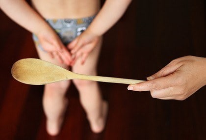 AUSTRALIA: Single mum loses custody of children after smacking one with wooden spoon