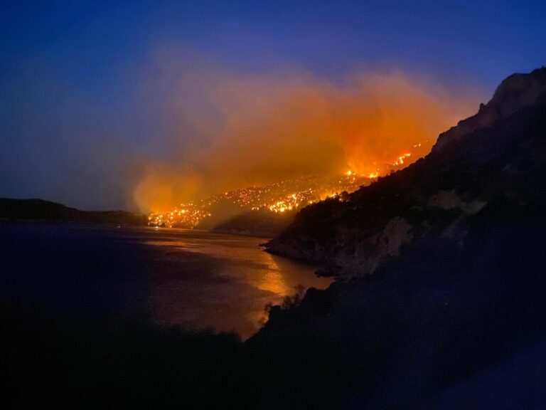 Wildfires continue to burn all over Greece