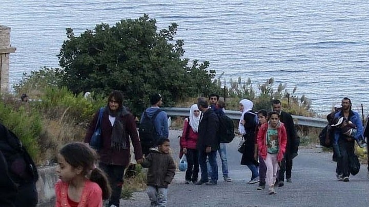 Asylum seeker numbers to Greece drop by more than 60%