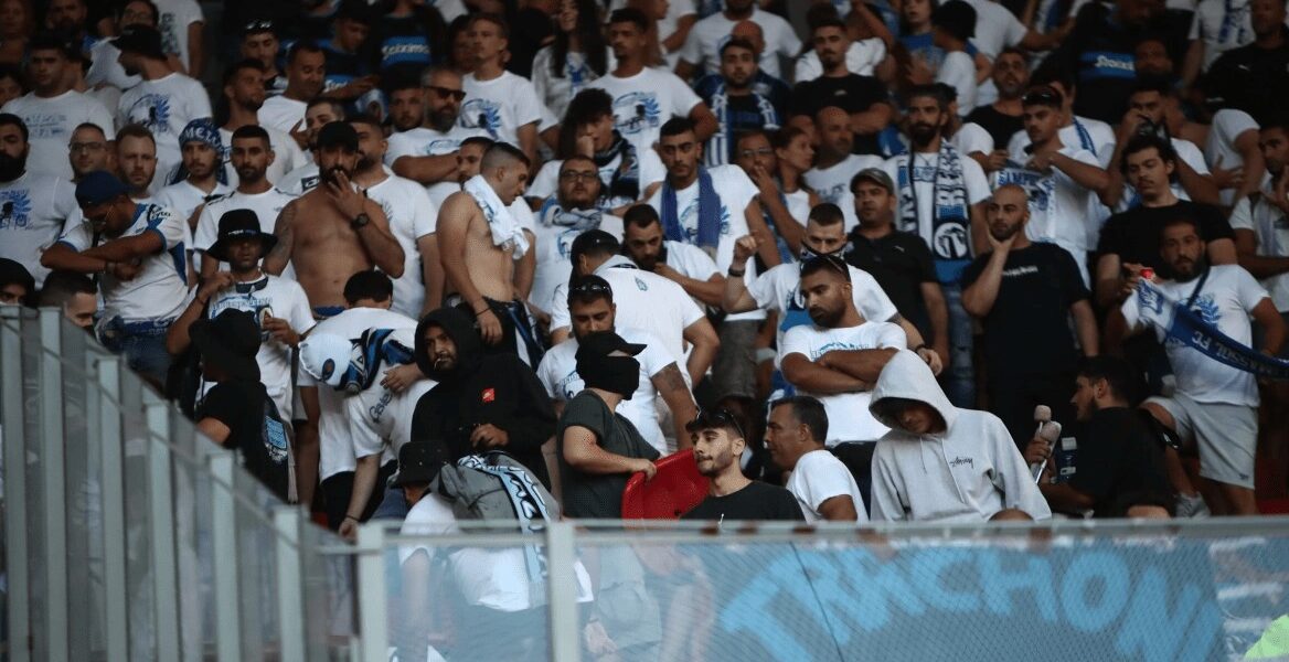 Olympiacos - Apollon Limassol: Cypriots fans clash with police