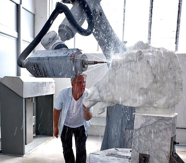 £250,000 robotic sculptor recreates Selene Stallion from Parthenon sculptures