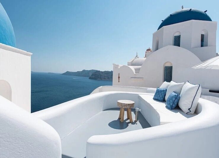 Santorini Airbnb greece