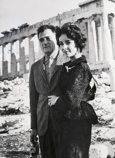 Elisabeth Taylor with her husband Mike Todd at the Parthenon